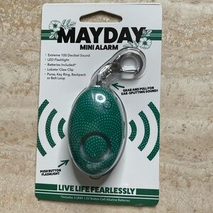NWT Mayday Mini Alarm, w/lobster claw keychain attachment, green